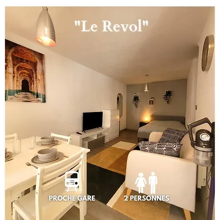 Le Revol Apartment *